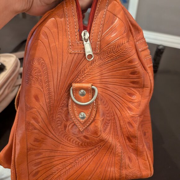 Vintage Large Leaders in Leather Tooled Floral Overnight Bag - Picture 7 of 12